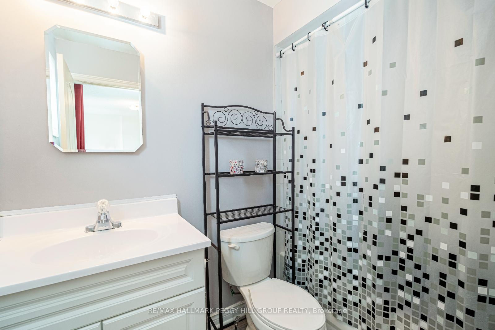 Photo 9 of 43 Brucker Road, Barrie, Holly — HOMEH