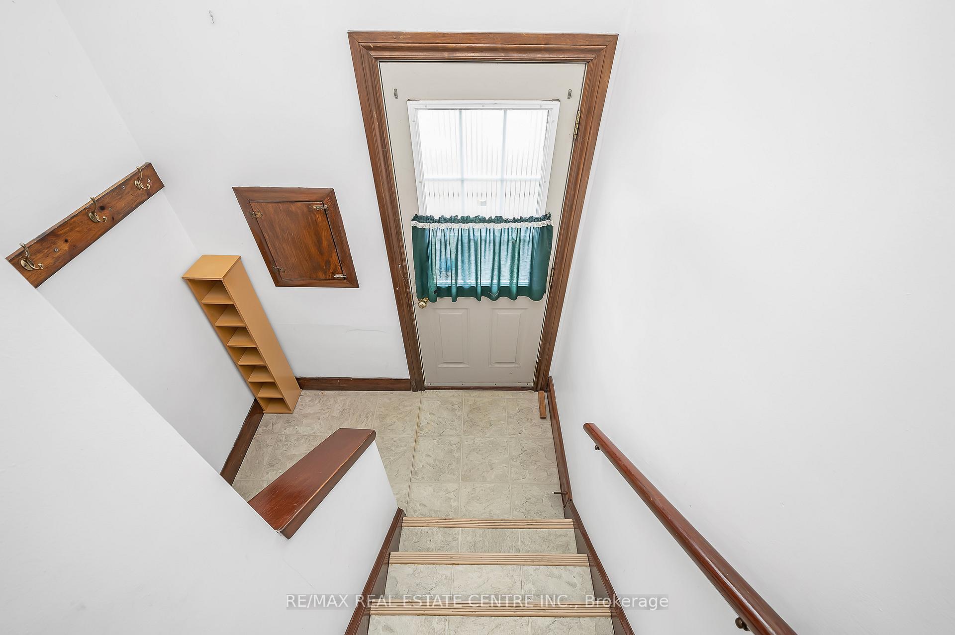 Photo 23 of 676 Upper Wentworth Street, Hamilton, Hill Park — HOMEH