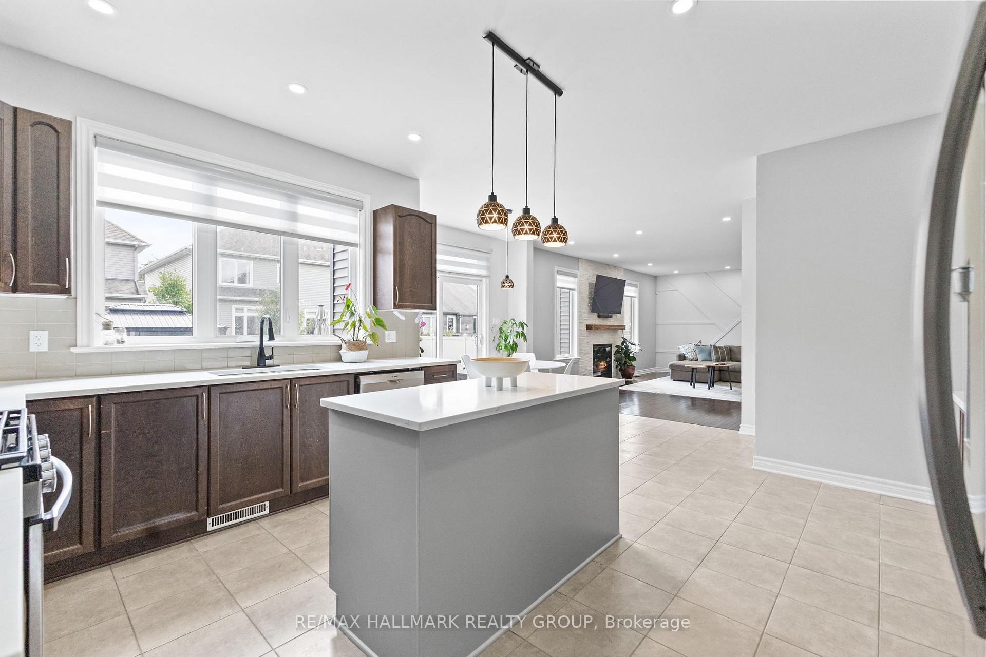 Photo 7 of 254 Gracewood Crescent, Ottawa, Blossom Park/Kemp Park/Findlay Creek — HOMEH