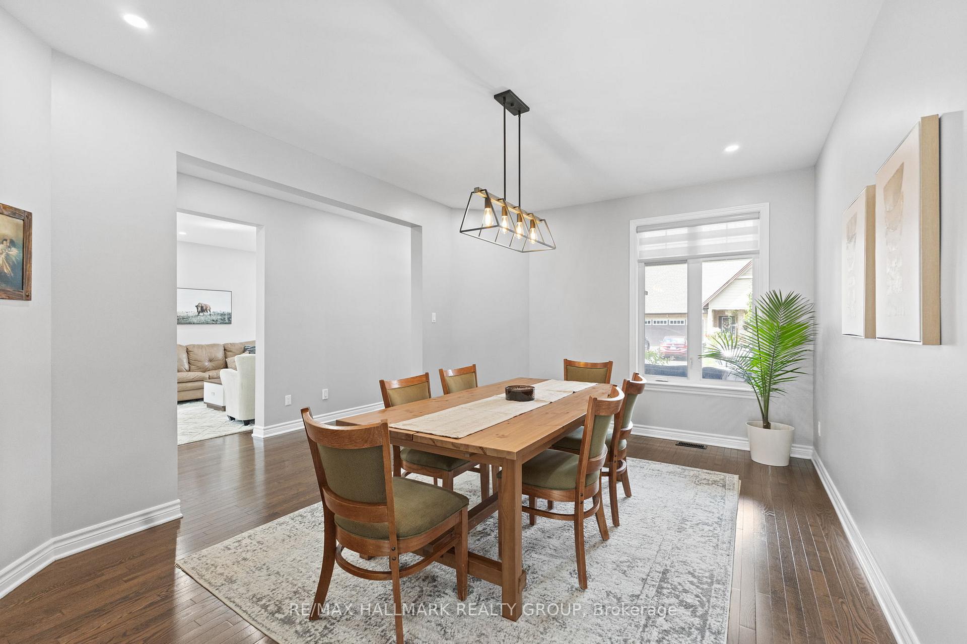 Photo 10 of 254 Gracewood Crescent, Ottawa, Blossom Park/Kemp Park/Findlay Creek — HOMEH