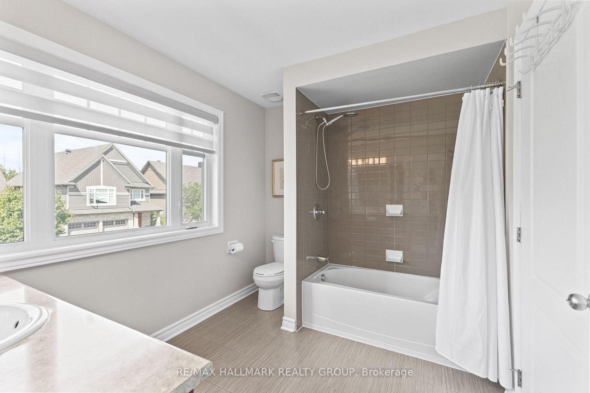 Photo 31 of 254 Gracewood Crescent, Ottawa, Blossom Park/Kemp Park/Findlay Creek — HOMEH