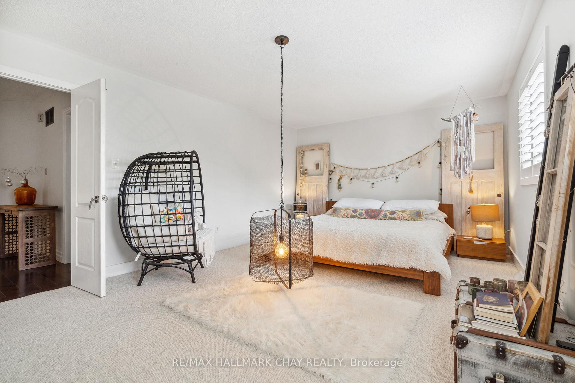 Photo 18 of 52 Regalia Way, Barrie, Innis-Shore — HOMEH