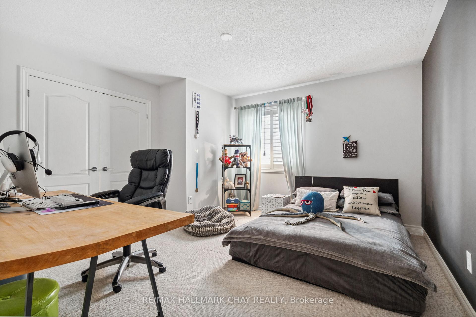 Photo 24 of 52 Regalia Way, Barrie, Innis-Shore — HOMEH