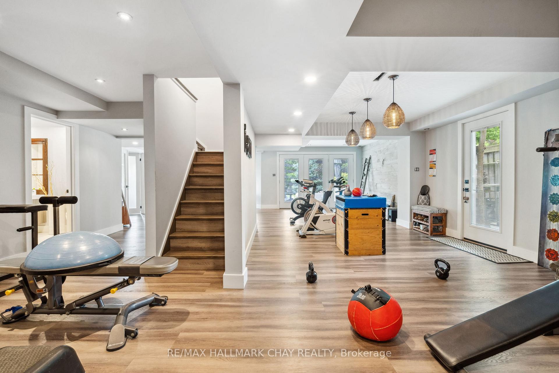 Photo 31 of 52 Regalia Way, Barrie, Innis-Shore — HOMEH