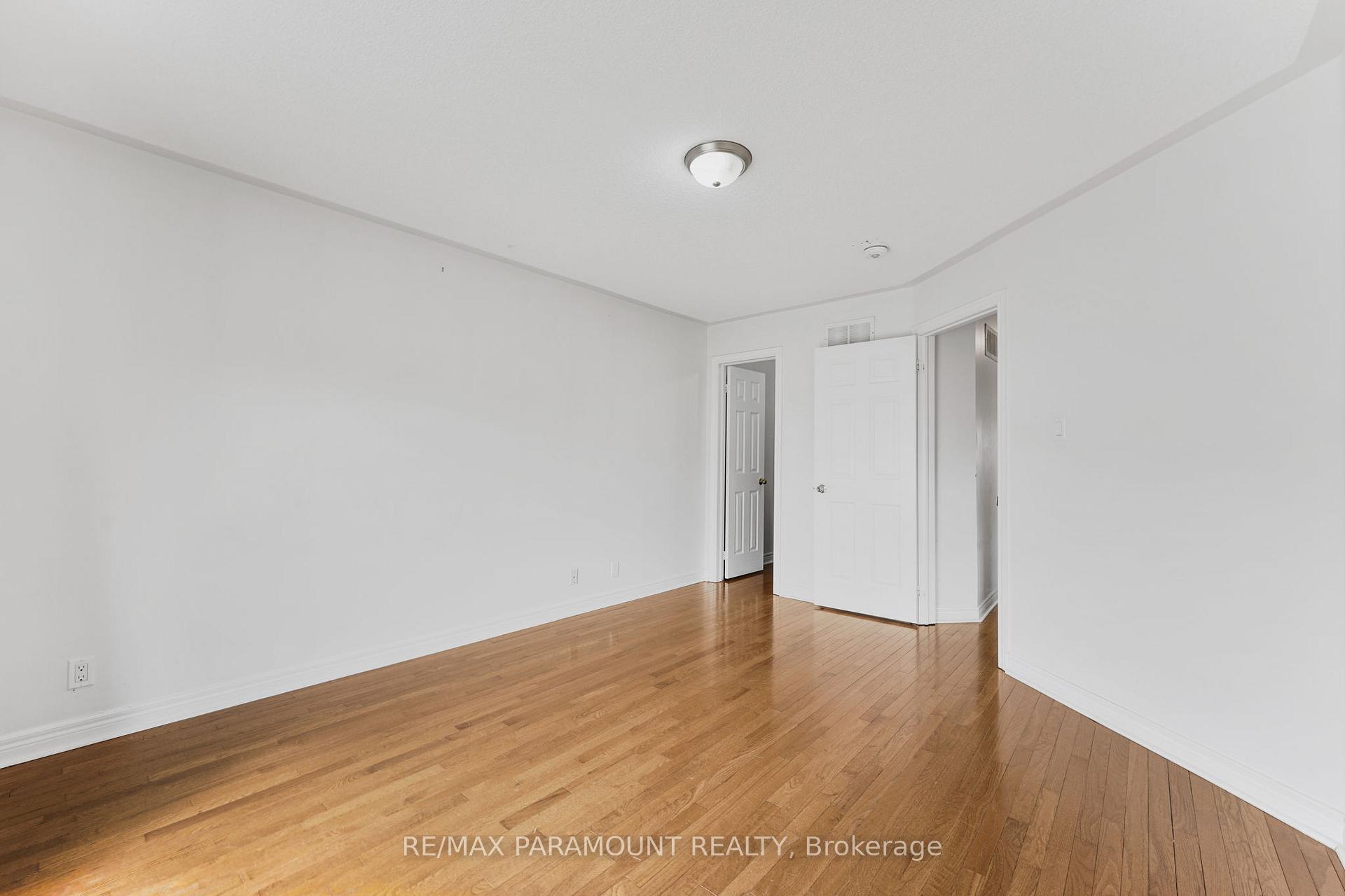 Photo 21 of Unit Upper, 4 Summerdale Crescent, Brampton, Fletcher's Meadow — HOMEH