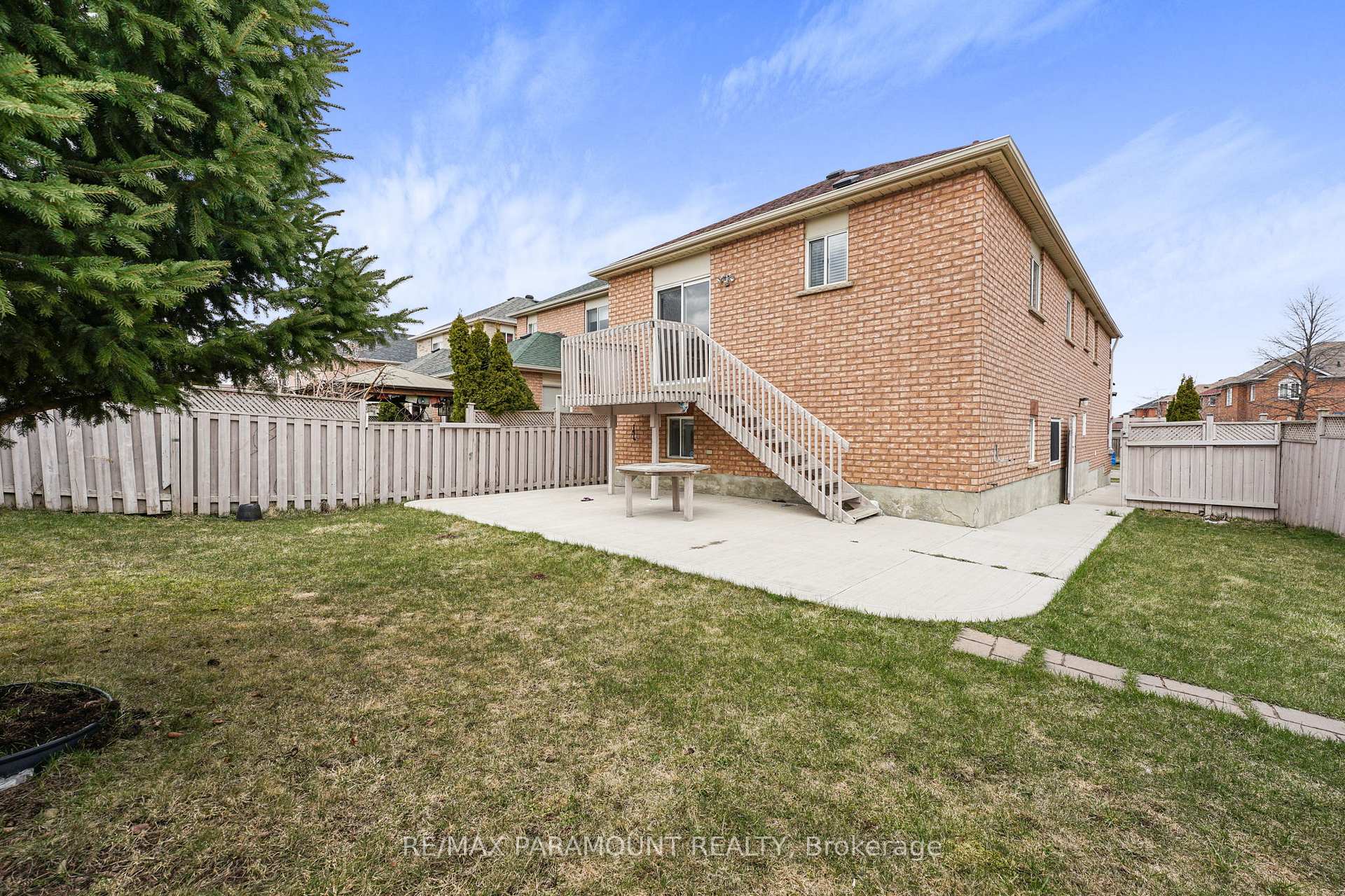 Photo 32 of Unit Upper, 4 Summerdale Crescent, Brampton, Fletcher's Meadow — HOMEH
