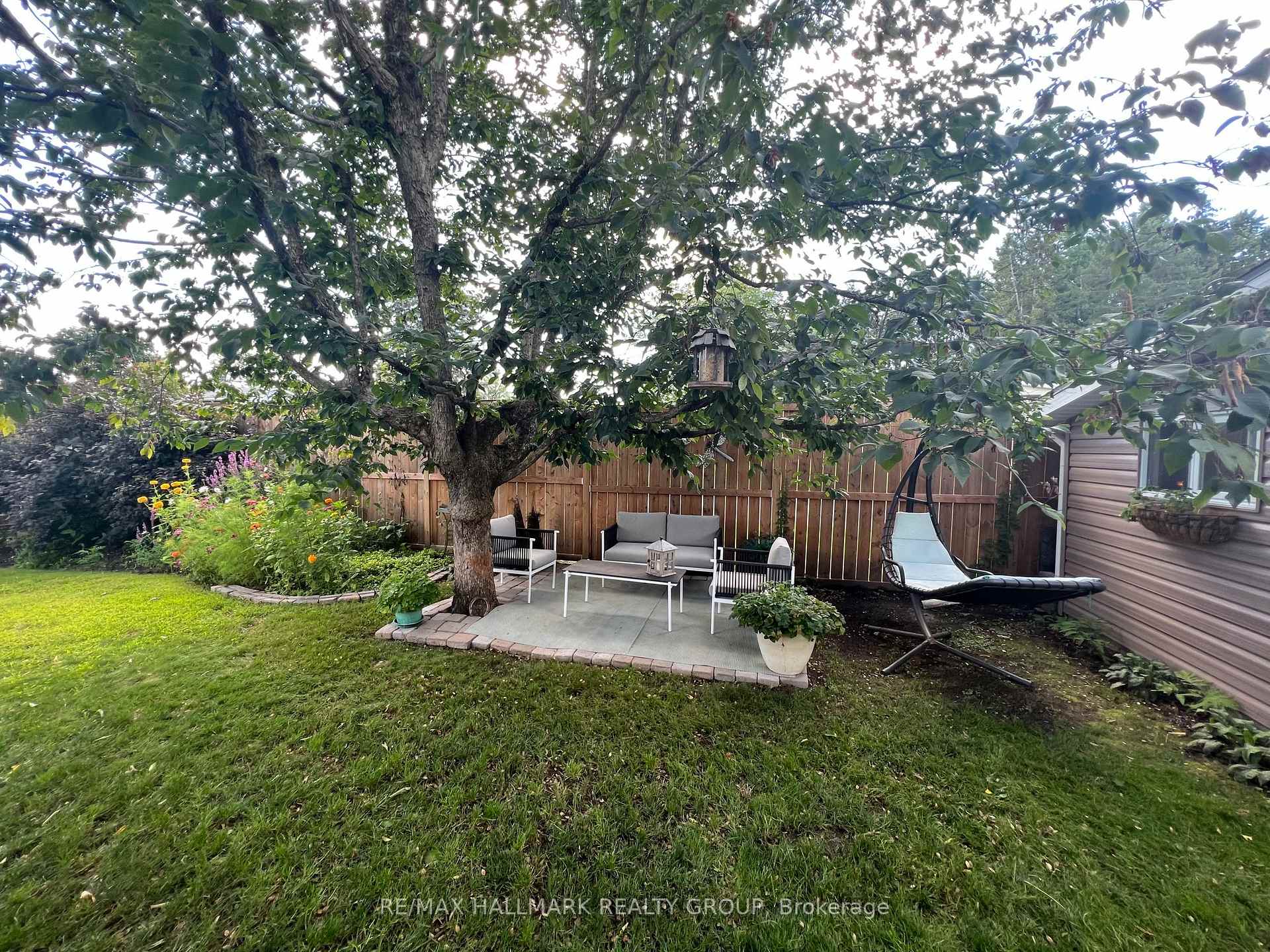 Photo 27 of 16 Barrhaven Crescent, Ottawa, Barrhaven - Pheasant Run — HOMEH
