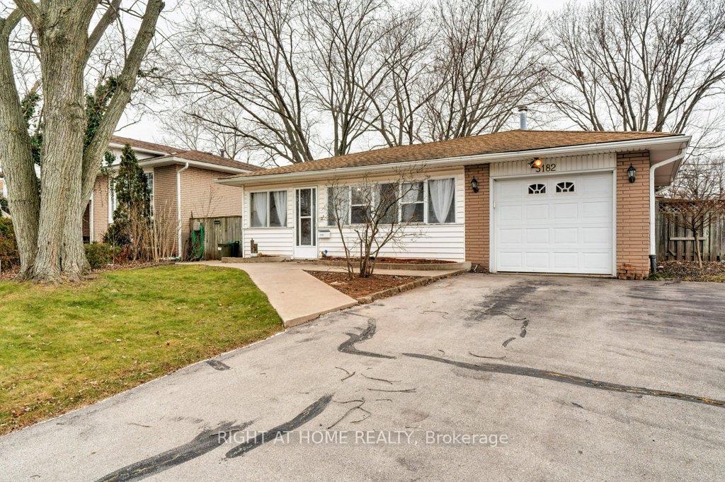 Photo 1 of 5182 Idlewood Crescent, Burlington, Appleby — HOMEH