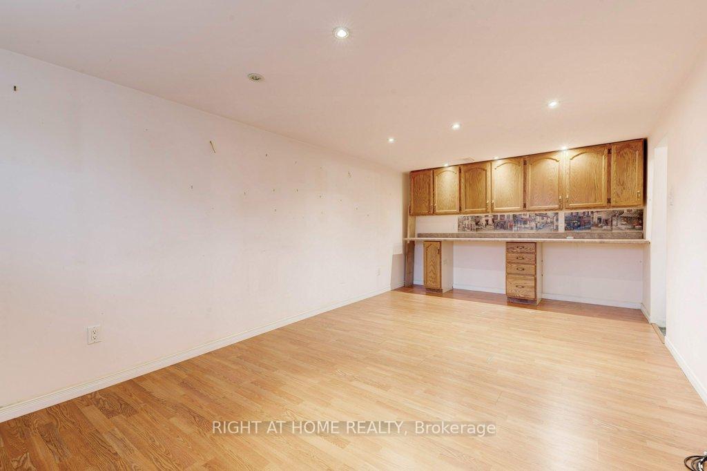 Photo 23 of 5182 Idlewood Crescent, Burlington, Appleby — HOMEH