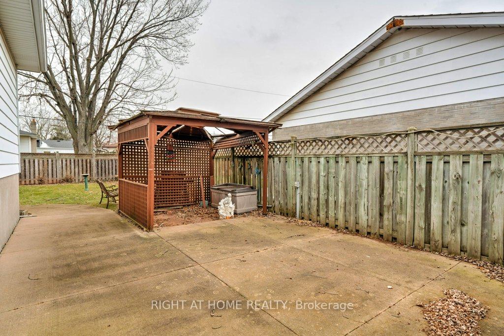 Photo 30 of 5182 Idlewood Crescent, Burlington, Appleby — HOMEH