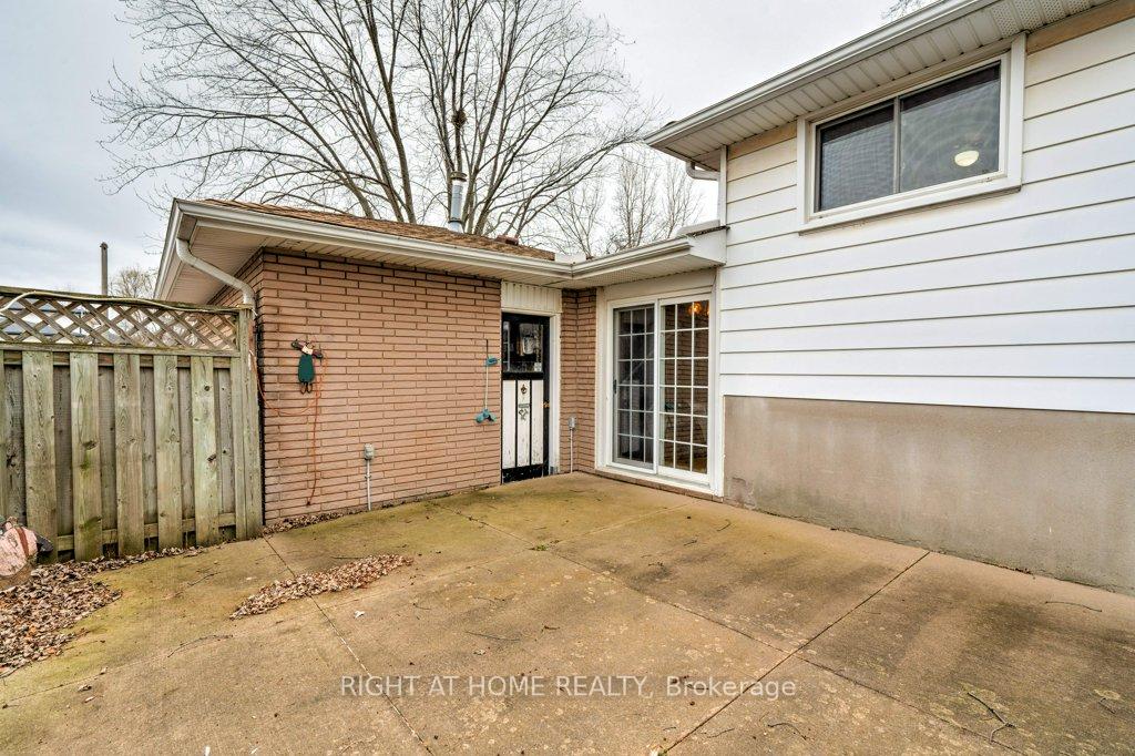 Photo 31 of 5182 Idlewood Crescent, Burlington, Appleby — HOMEH