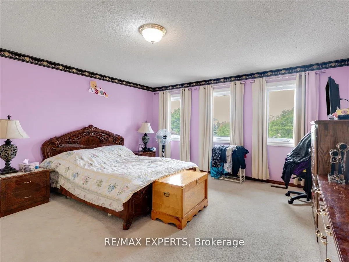 Photo 19 of 9 Cynthia Crescent, Brampton, Toronto Gore Rural Estate — HOMEH