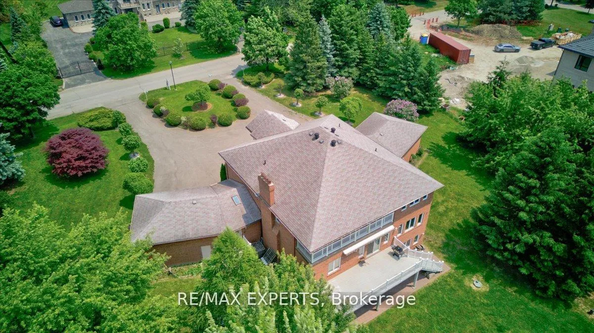 Photo 28 of 9 Cynthia Crescent, Brampton, Toronto Gore Rural Estate — HOMEH