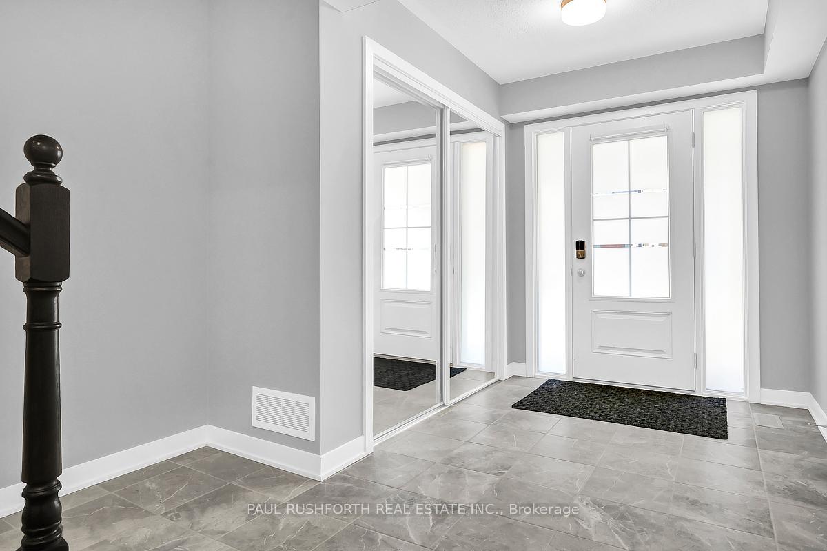 Photo 2 of 716 Hydrus, Ottawa, Barrhaven - Half Moon Bay — HOMEH