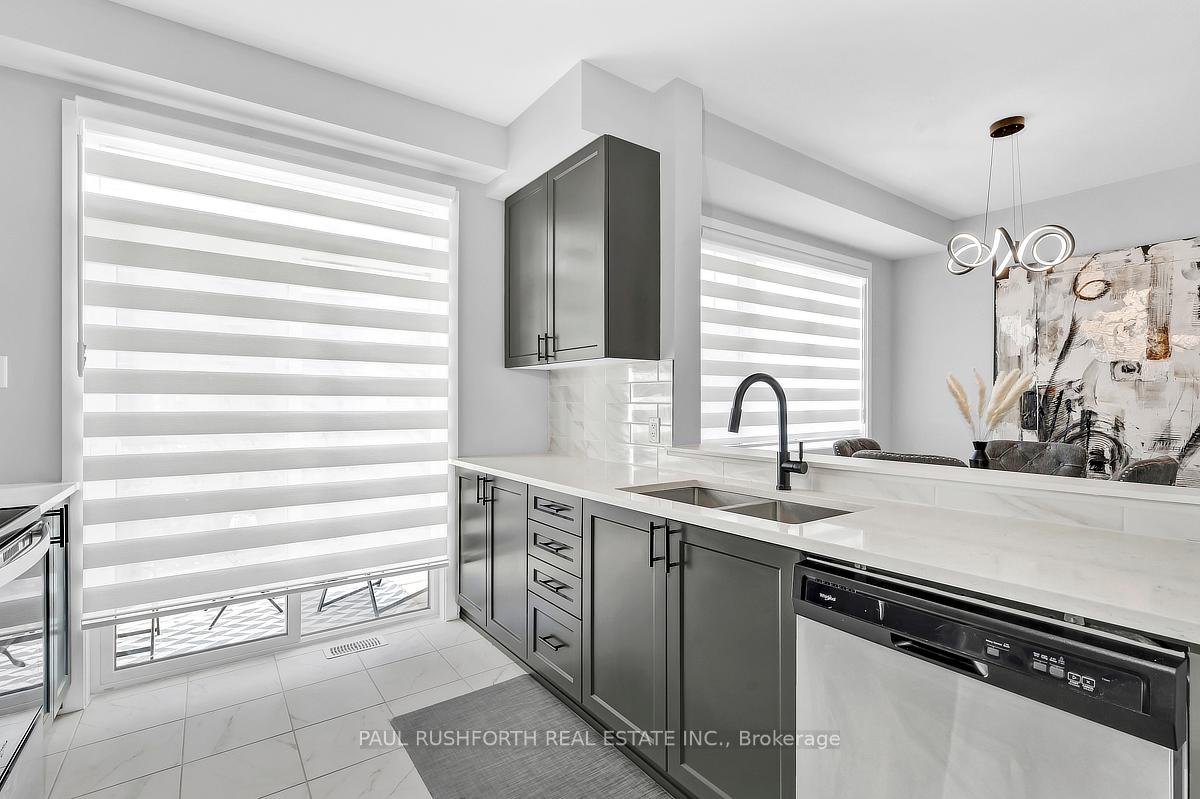 Photo 10 of 716 Hydrus, Ottawa, Barrhaven - Half Moon Bay — HOMEH