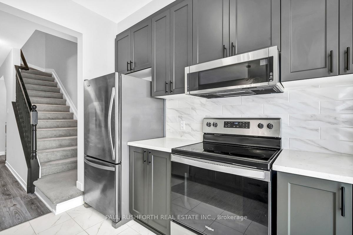 Photo 12 of 716 Hydrus, Ottawa, Barrhaven - Half Moon Bay — HOMEH