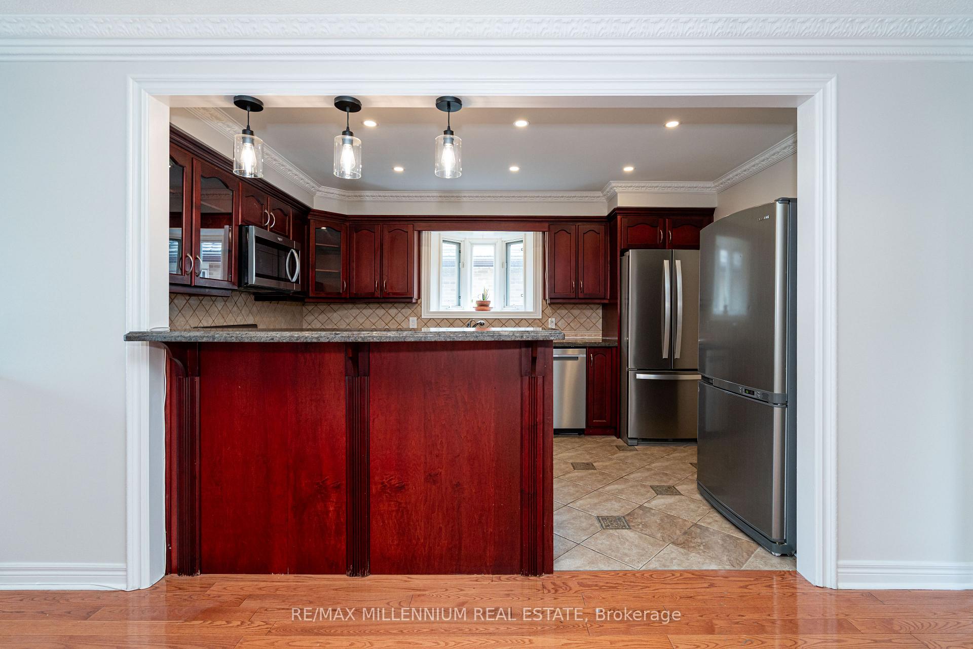 Photo 15 of 120 Madoc Drive, Brampton, Madoc — HOMEH