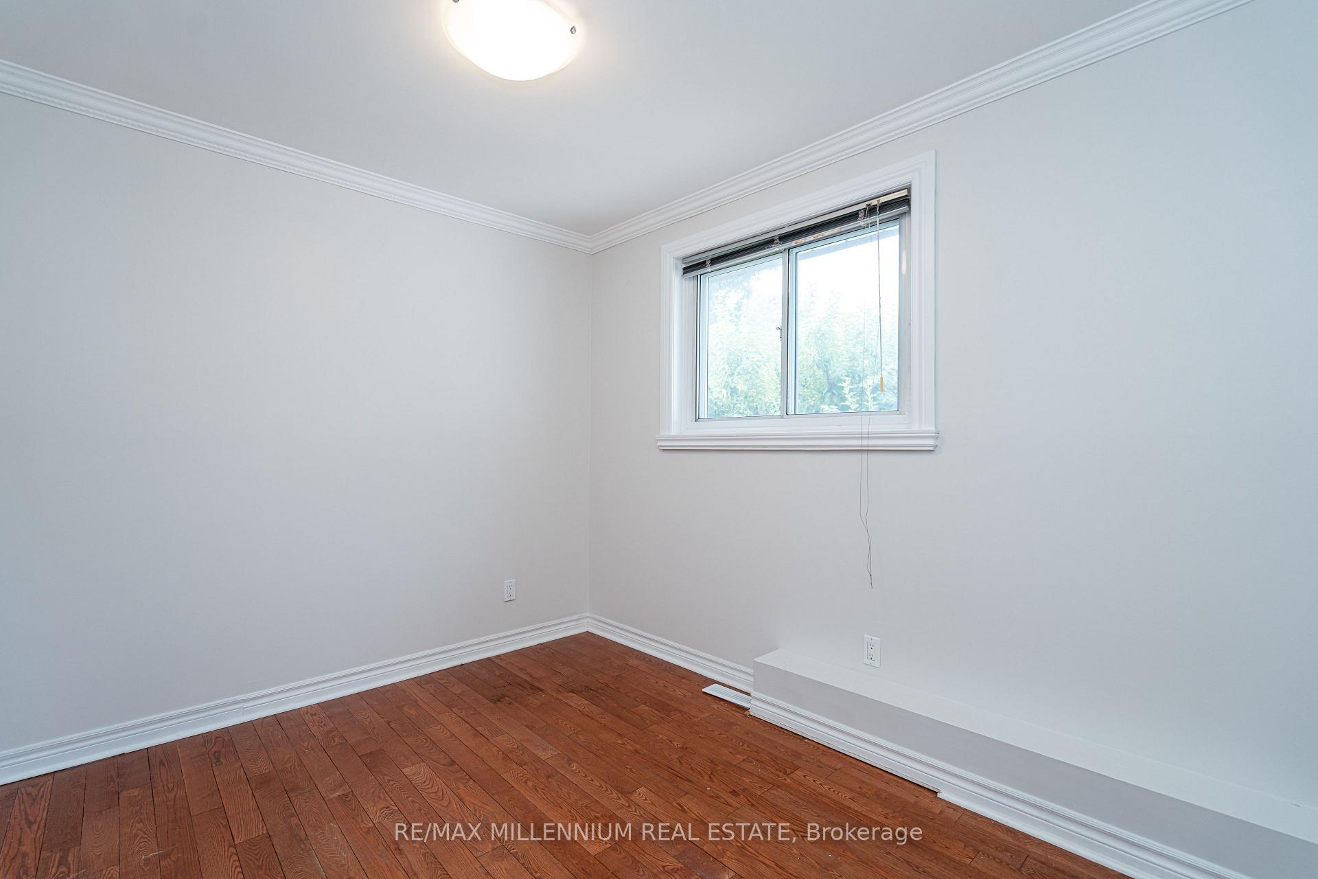 Photo 31 of 120 Madoc Drive, Brampton, Madoc — HOMEH
