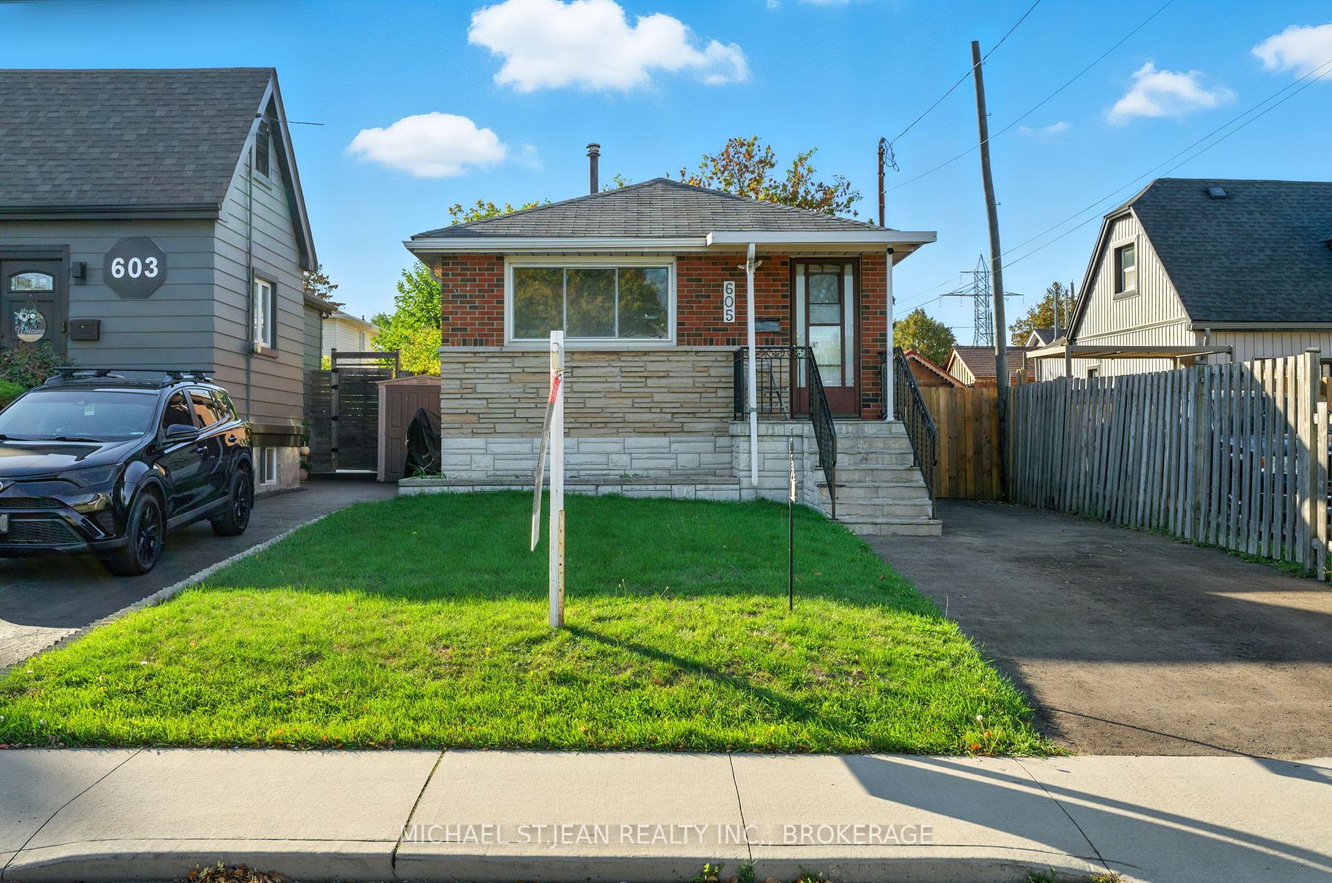Photo 2 of 605 Waterloo Street, Hamilton, Parkview — HOMEH