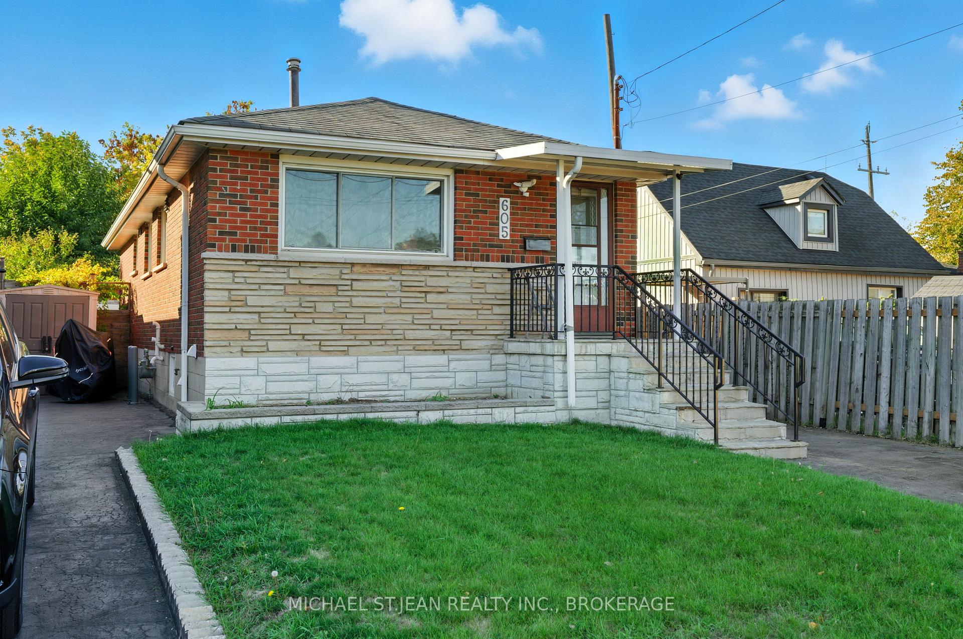 Photo 5 of 605 Waterloo Street, Hamilton, Parkview — HOMEH