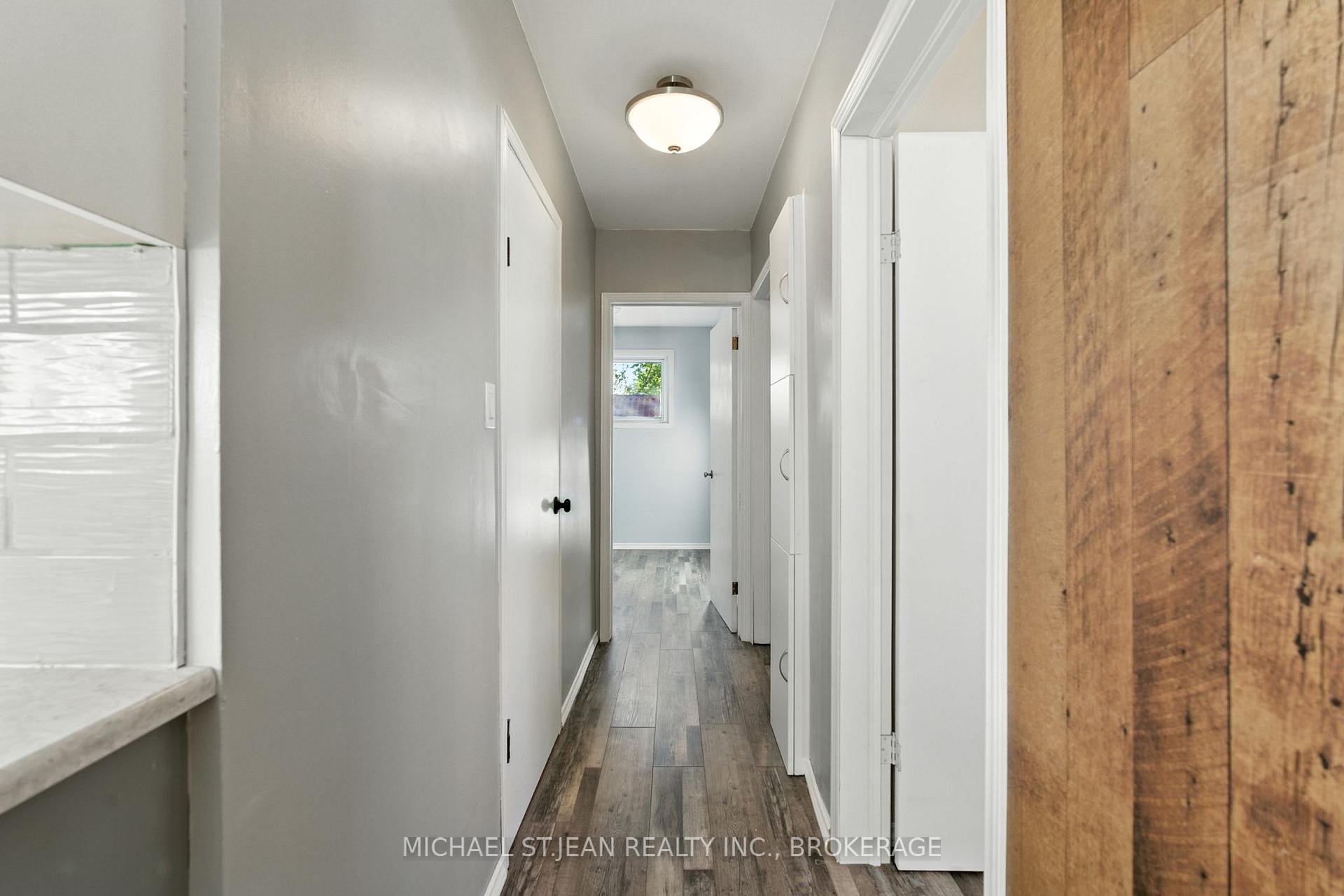 Photo 16 of 605 Waterloo Street, Hamilton, Parkview — HOMEH