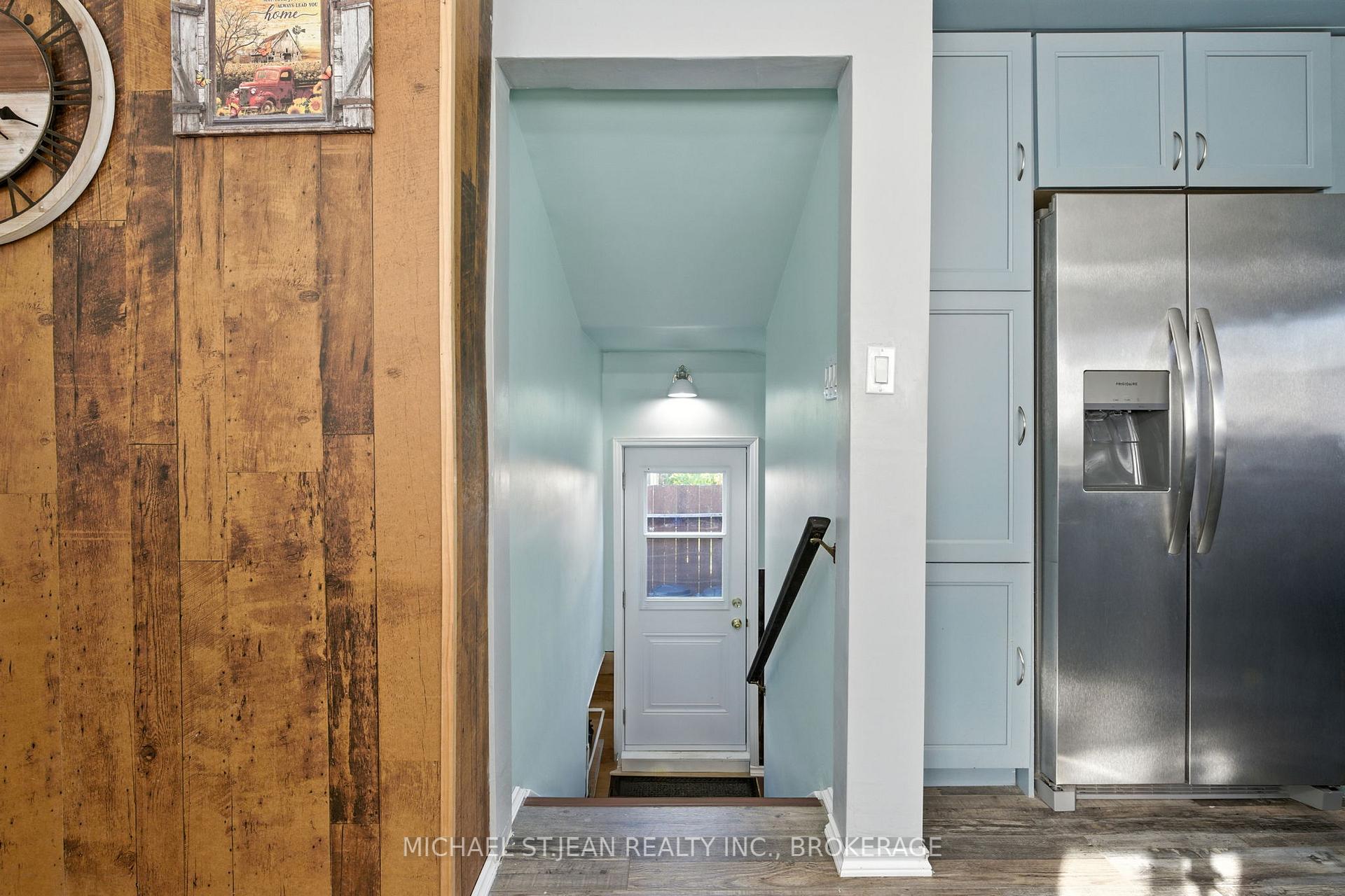 Photo 29 of 605 Waterloo Street, Hamilton, Parkview — HOMEH
