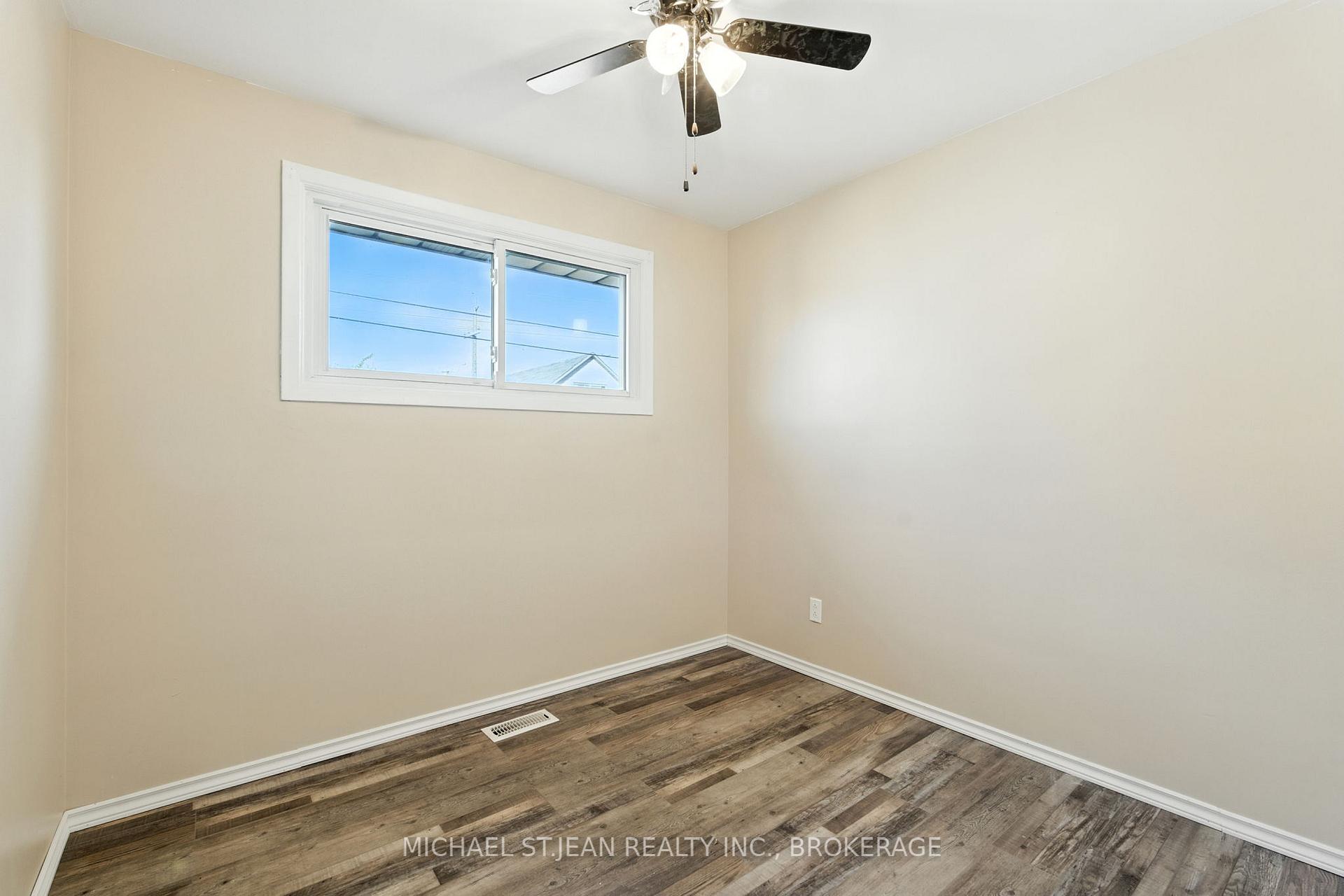 Photo 43 of 605 Waterloo Street, Hamilton, Parkview — HOMEH