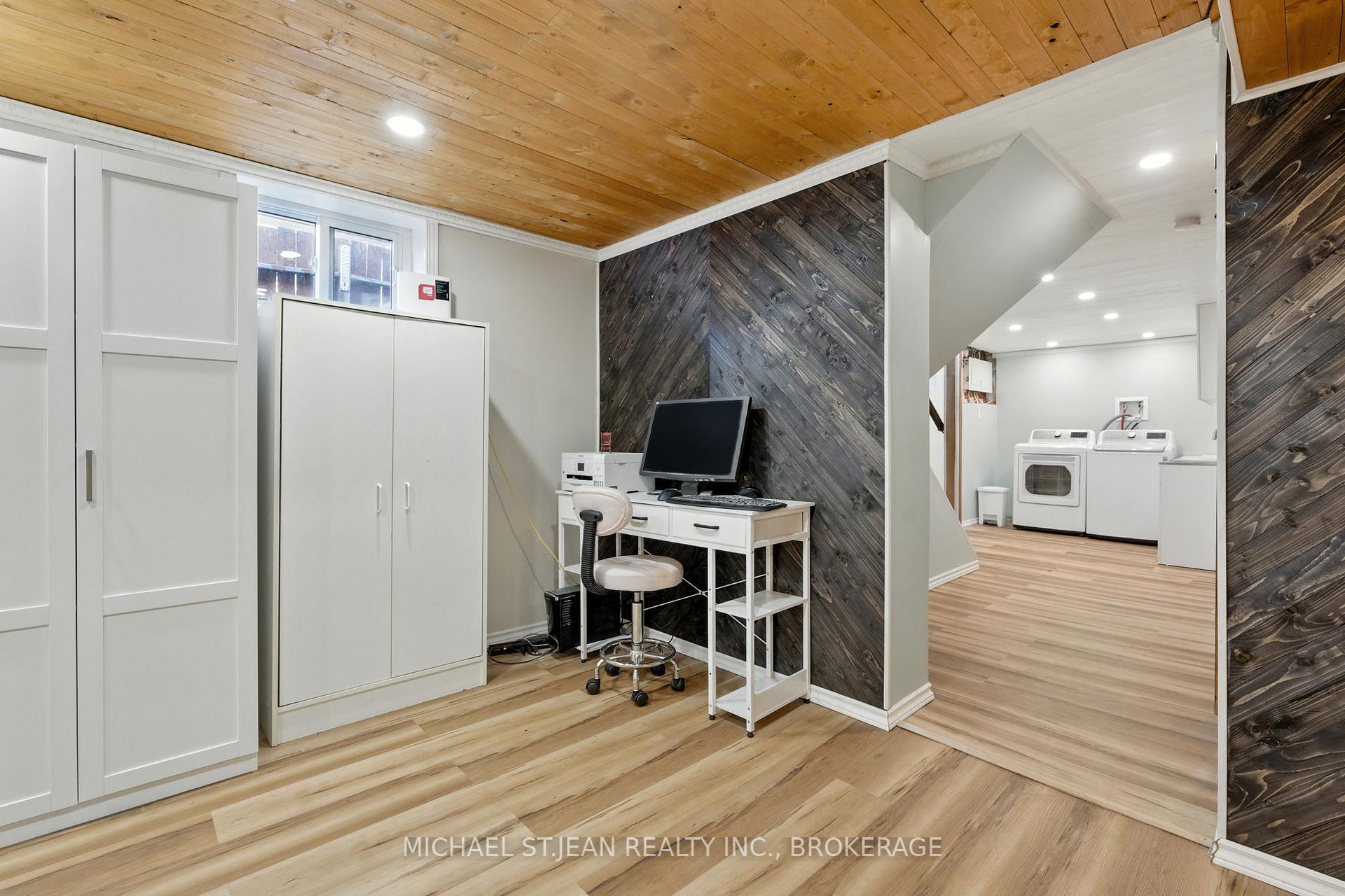 Photo 50 of 605 Waterloo Street, Hamilton, Parkview — HOMEH
