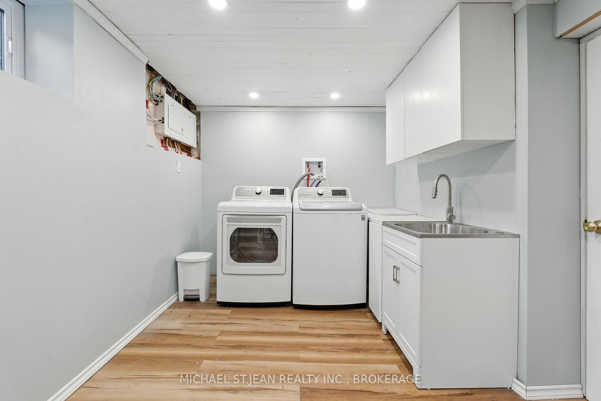 Photo 52 of 605 Waterloo Street, Hamilton, Parkview — HOMEH