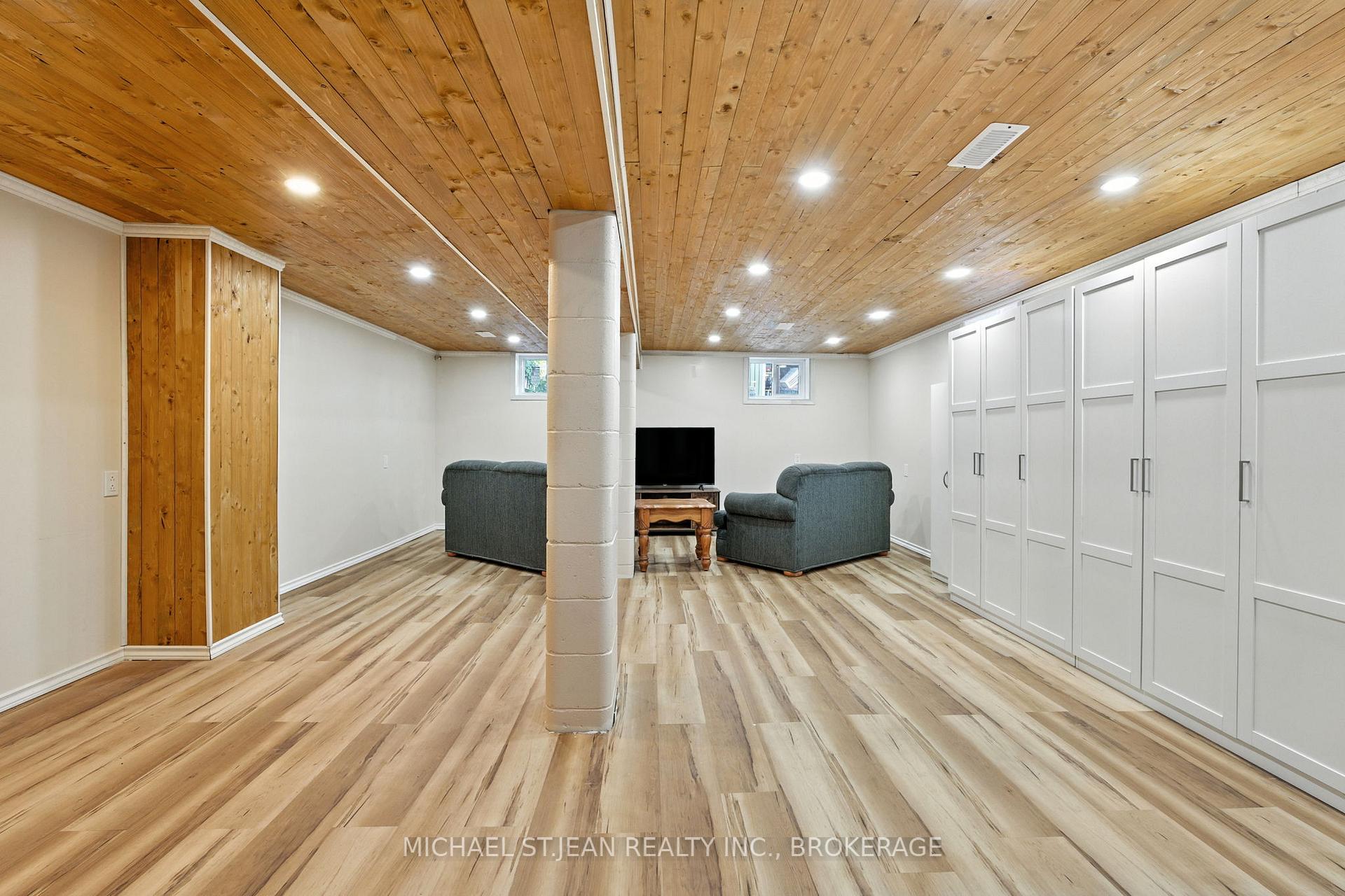 Photo 53 of 605 Waterloo Street, Hamilton, Parkview — HOMEH