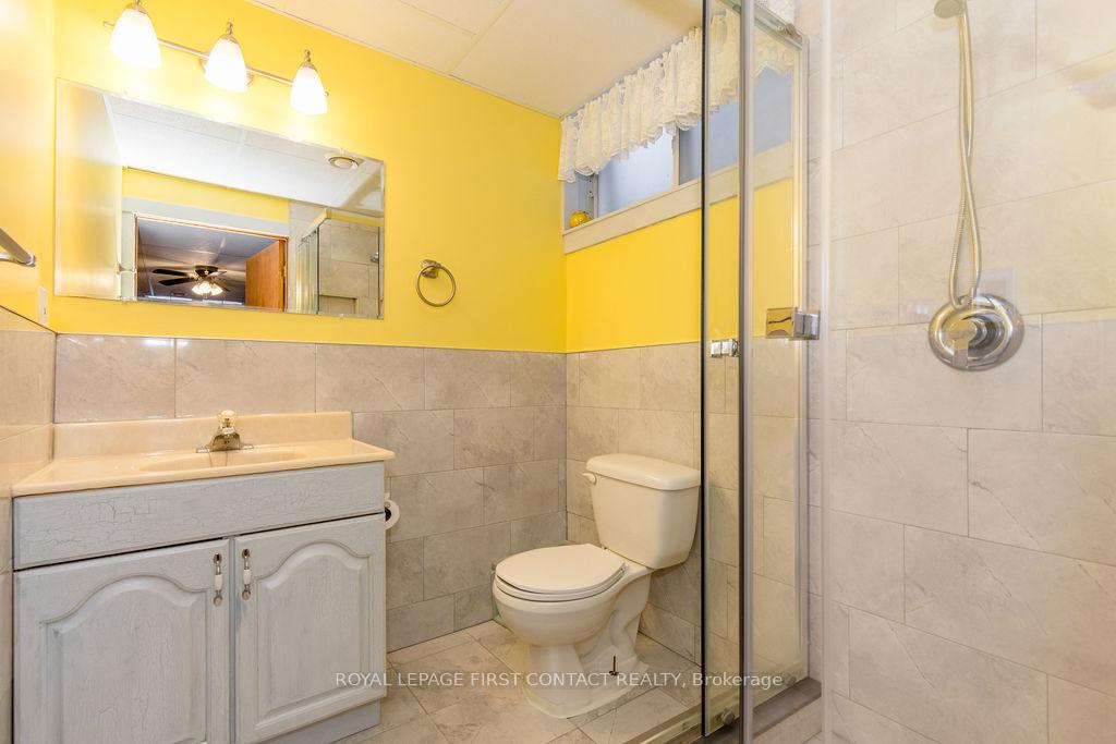 Photo 26 of 13 Taylor Drive, Barrie, Bayshore — HOMEH