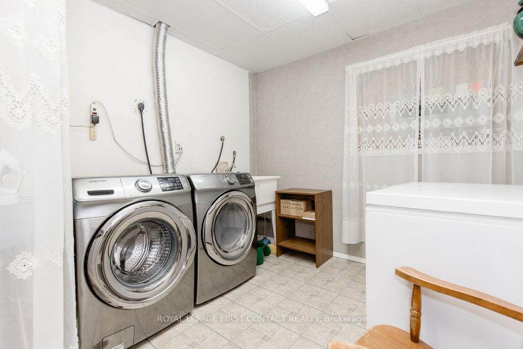 Photo 31 of 13 Taylor Drive, Barrie, Bayshore — HOMEH