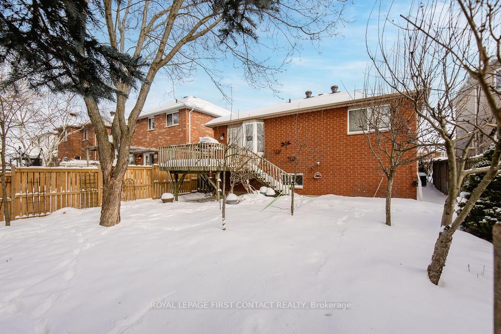Photo 35 of 13 Taylor Drive, Barrie, Bayshore — HOMEH