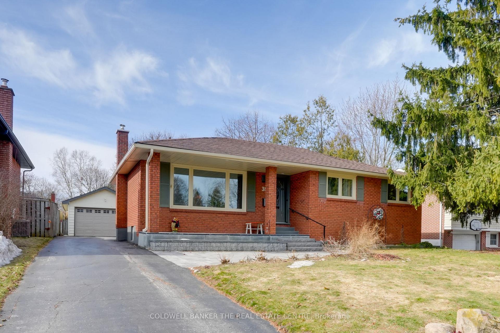 Photo 1 of 39 Springhome Road, Barrie, Allandale — HOMEH