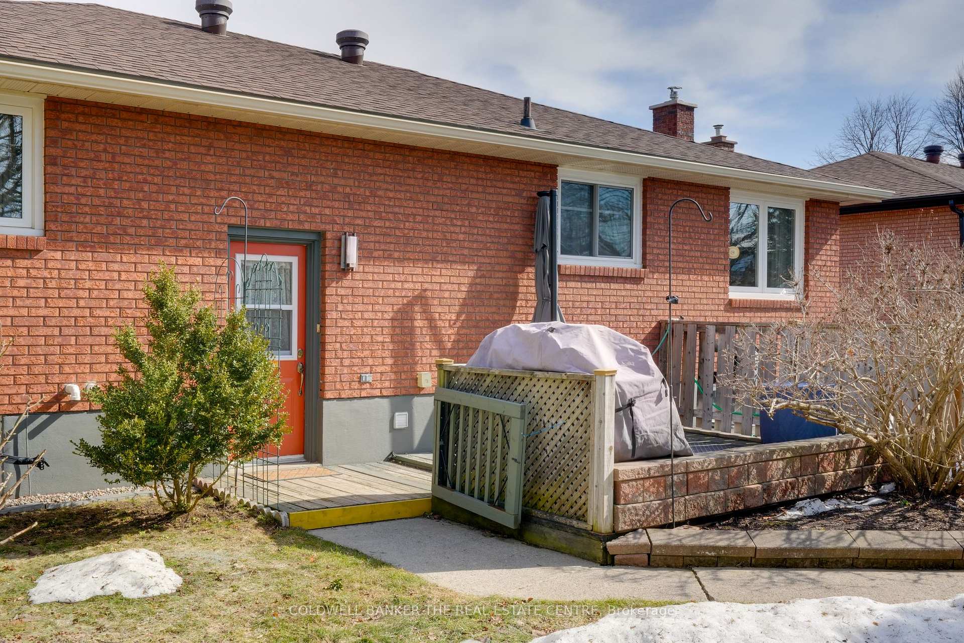 Photo 28 of 39 Springhome Road, Barrie, Allandale — HOMEH