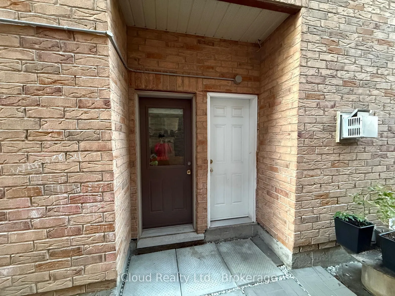 Photo 1 of Unit Bsmt, 61 Templehill Road, Brampton, Sandringham-Wellington — HOMEH