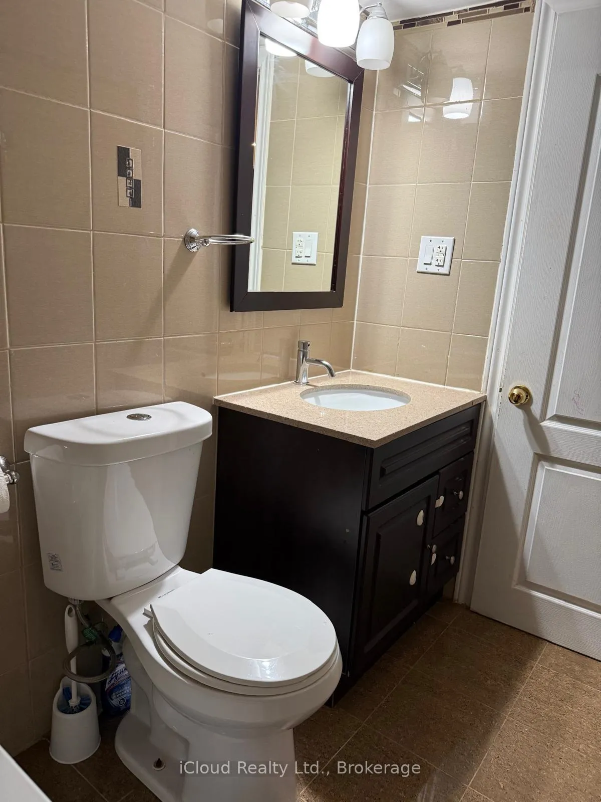 Photo 5 of Unit Bsmt, 61 Templehill Road, Brampton, Sandringham-Wellington — HOMEH