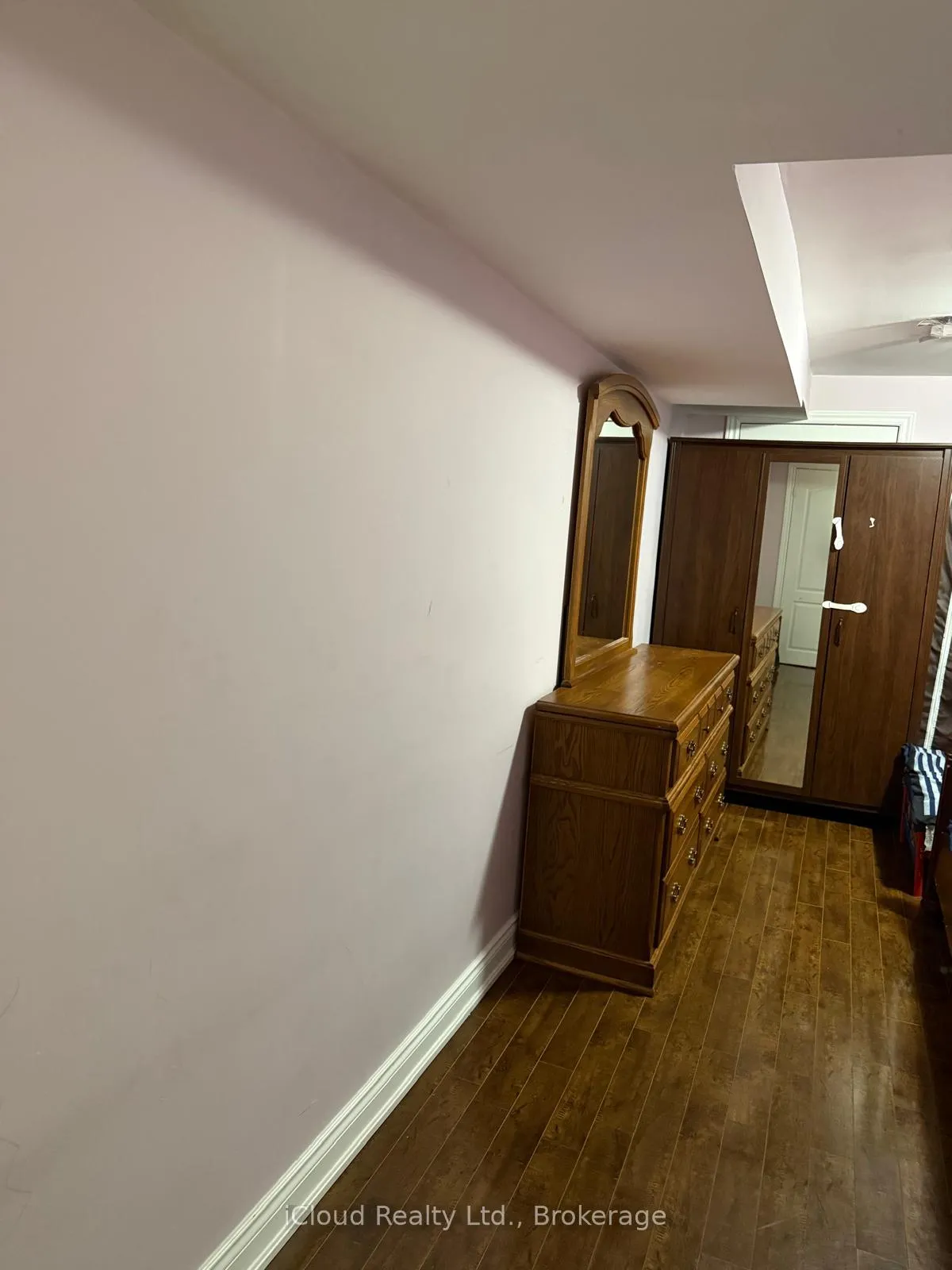 Photo 11 of Unit Bsmt, 61 Templehill Road, Brampton, Sandringham-Wellington — HOMEH