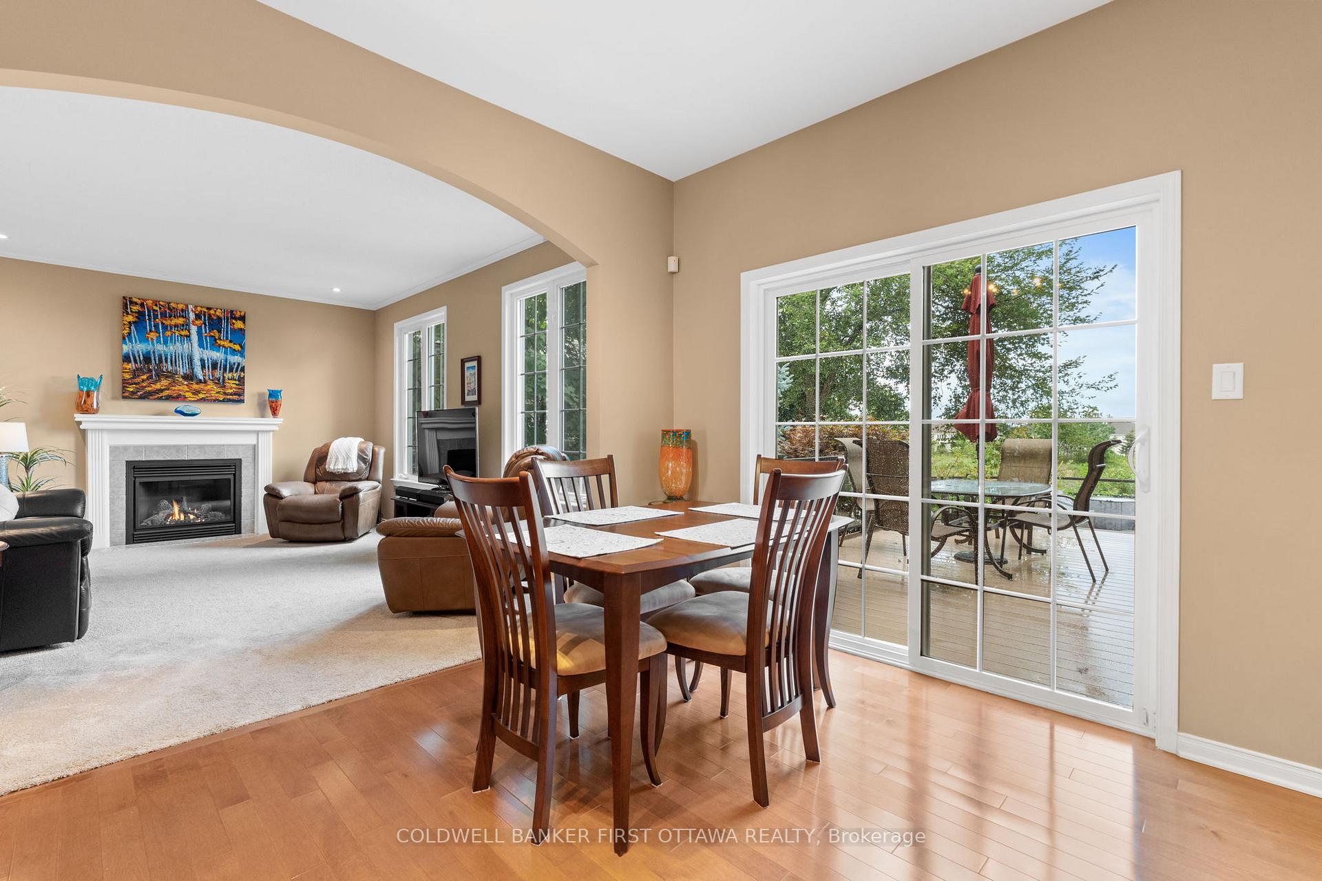Photo 10 of 334 Shadehill Crescent, Ottawa, Barrhaven - Stonebridge — HOMEH