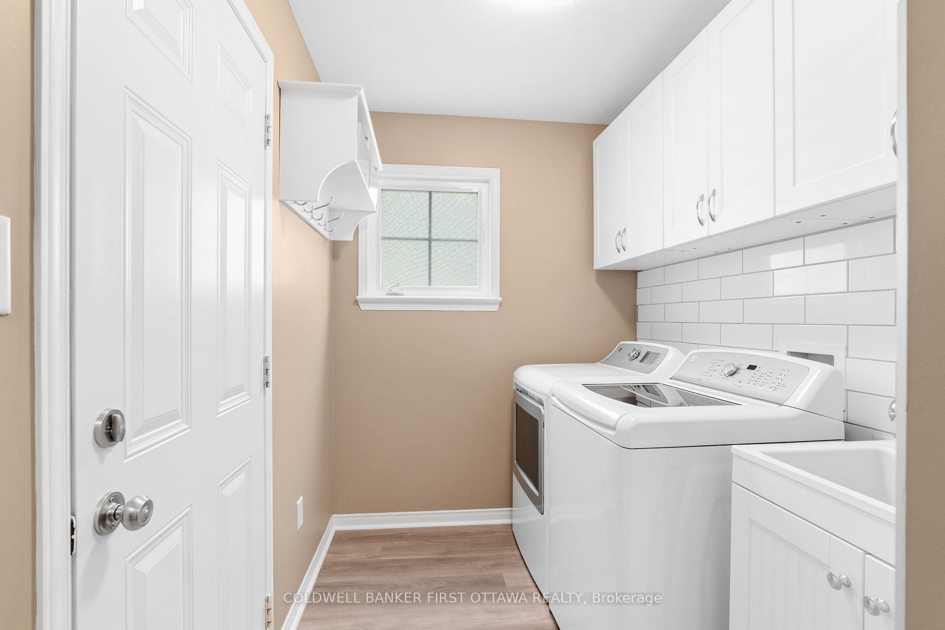 Photo 12 of 334 Shadehill Crescent, Ottawa, Barrhaven - Stonebridge — HOMEH