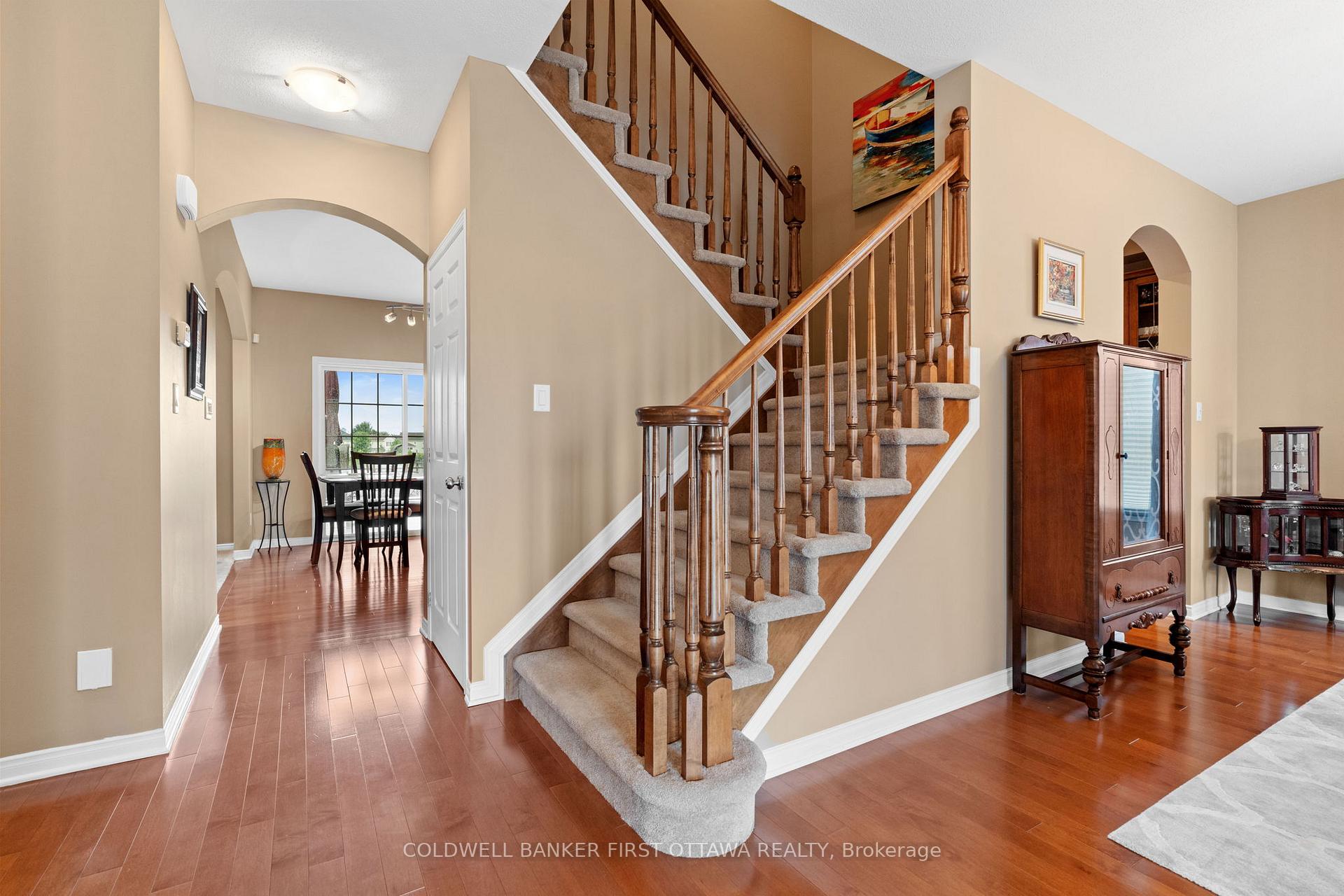 Photo 13 of 334 Shadehill Crescent, Ottawa, Barrhaven - Stonebridge — HOMEH