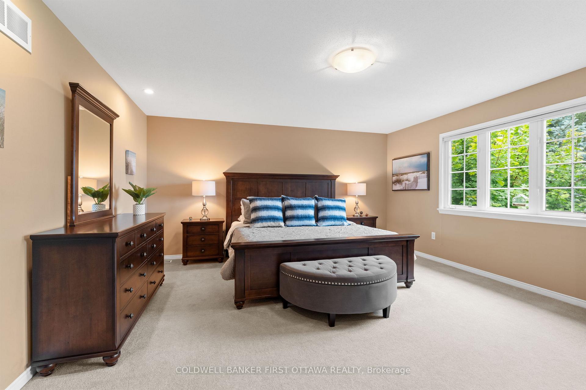Photo 14 of 334 Shadehill Crescent, Ottawa, Barrhaven - Stonebridge — HOMEH