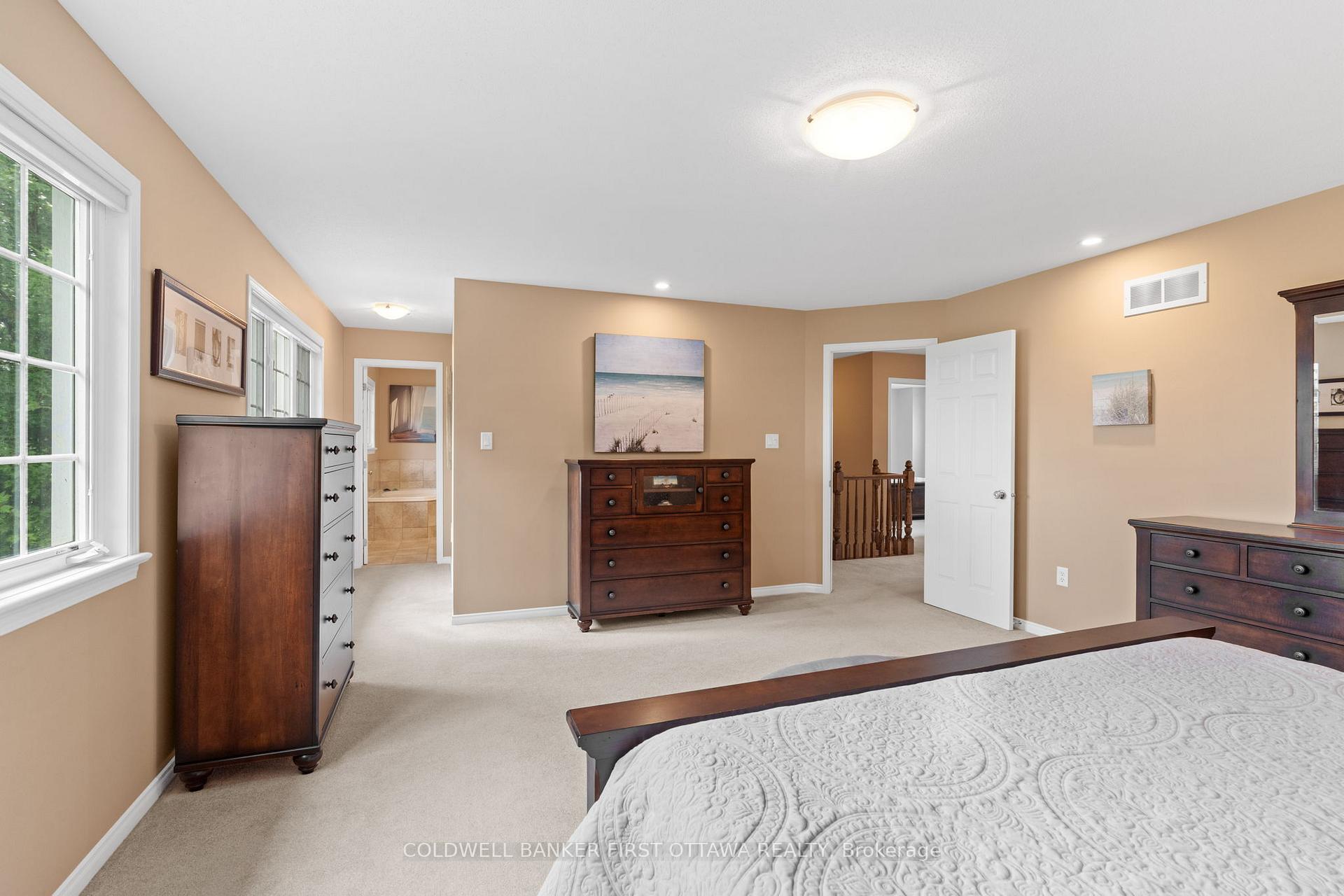 Photo 15 of 334 Shadehill Crescent, Ottawa, Barrhaven - Stonebridge — HOMEH