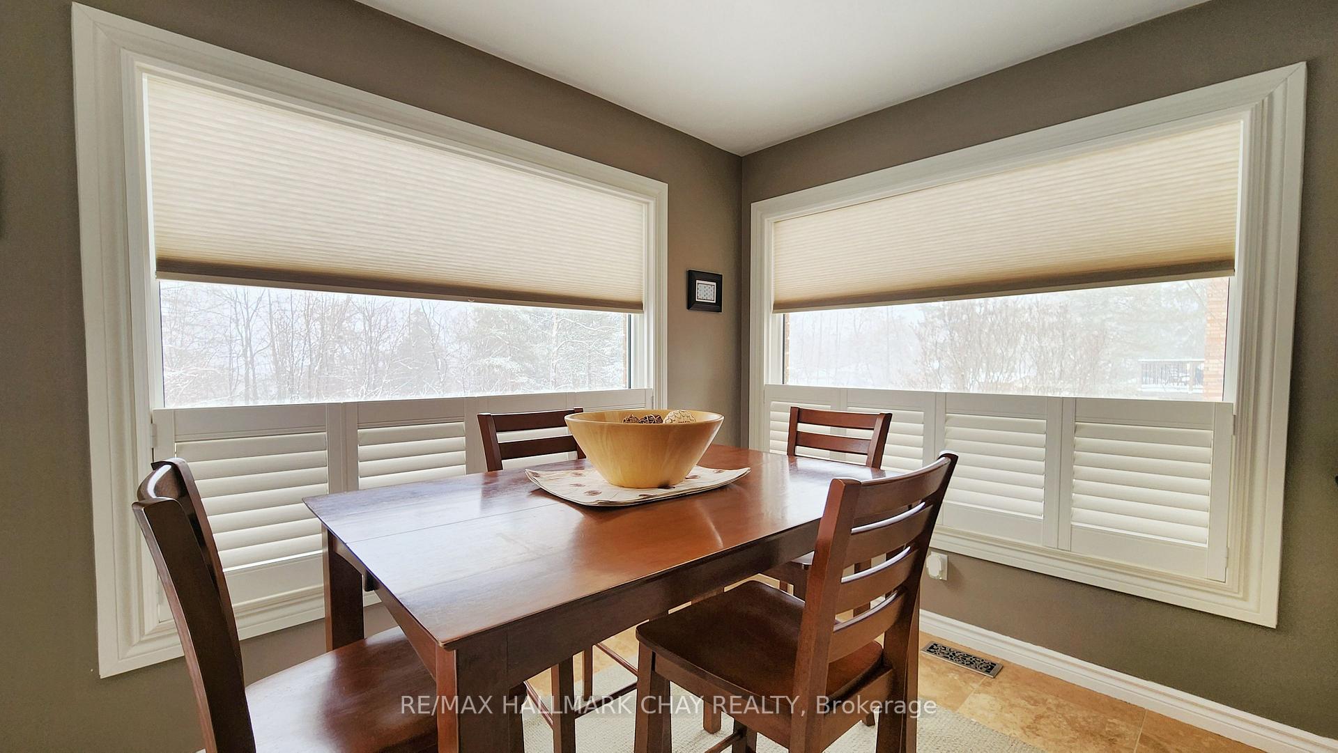 Photo 12 of 18 Dove Crescent, Barrie, Ardagh — HOMEH