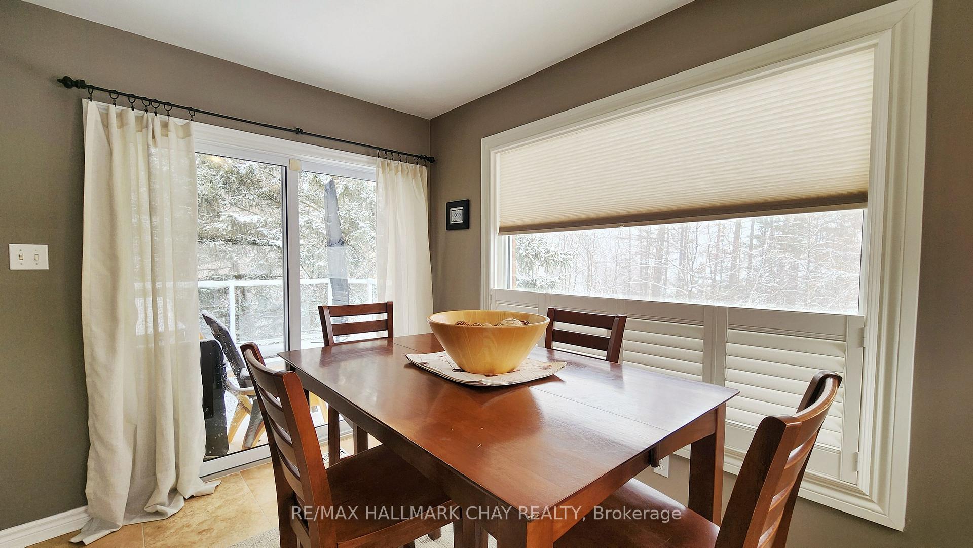 Photo 13 of 18 Dove Crescent, Barrie, Ardagh — HOMEH