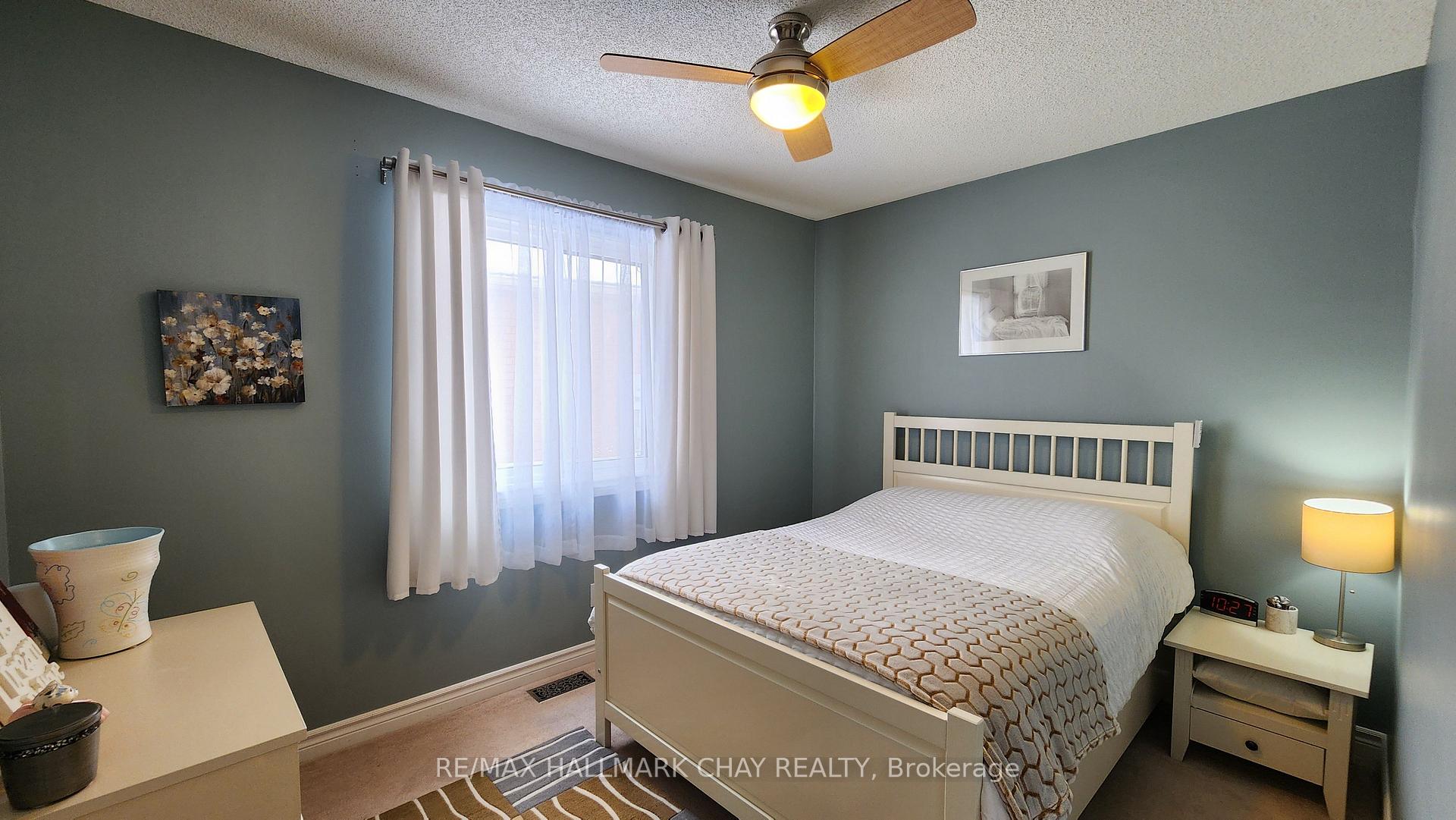 Photo 16 of 18 Dove Crescent, Barrie, Ardagh — HOMEH