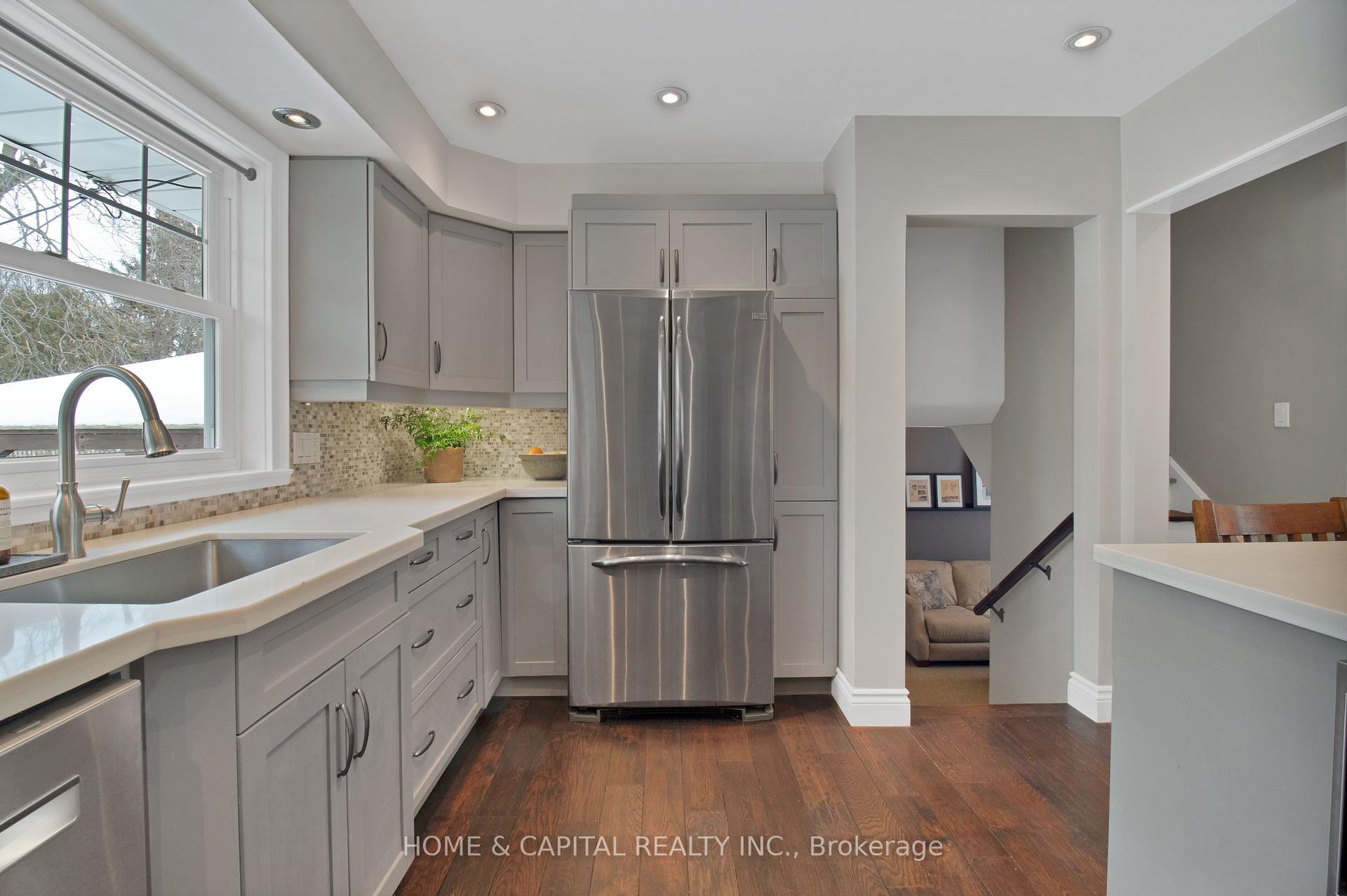 Photo 13 of 4069 Spruce Avenue, Burlington, Shoreacres — HOMEH