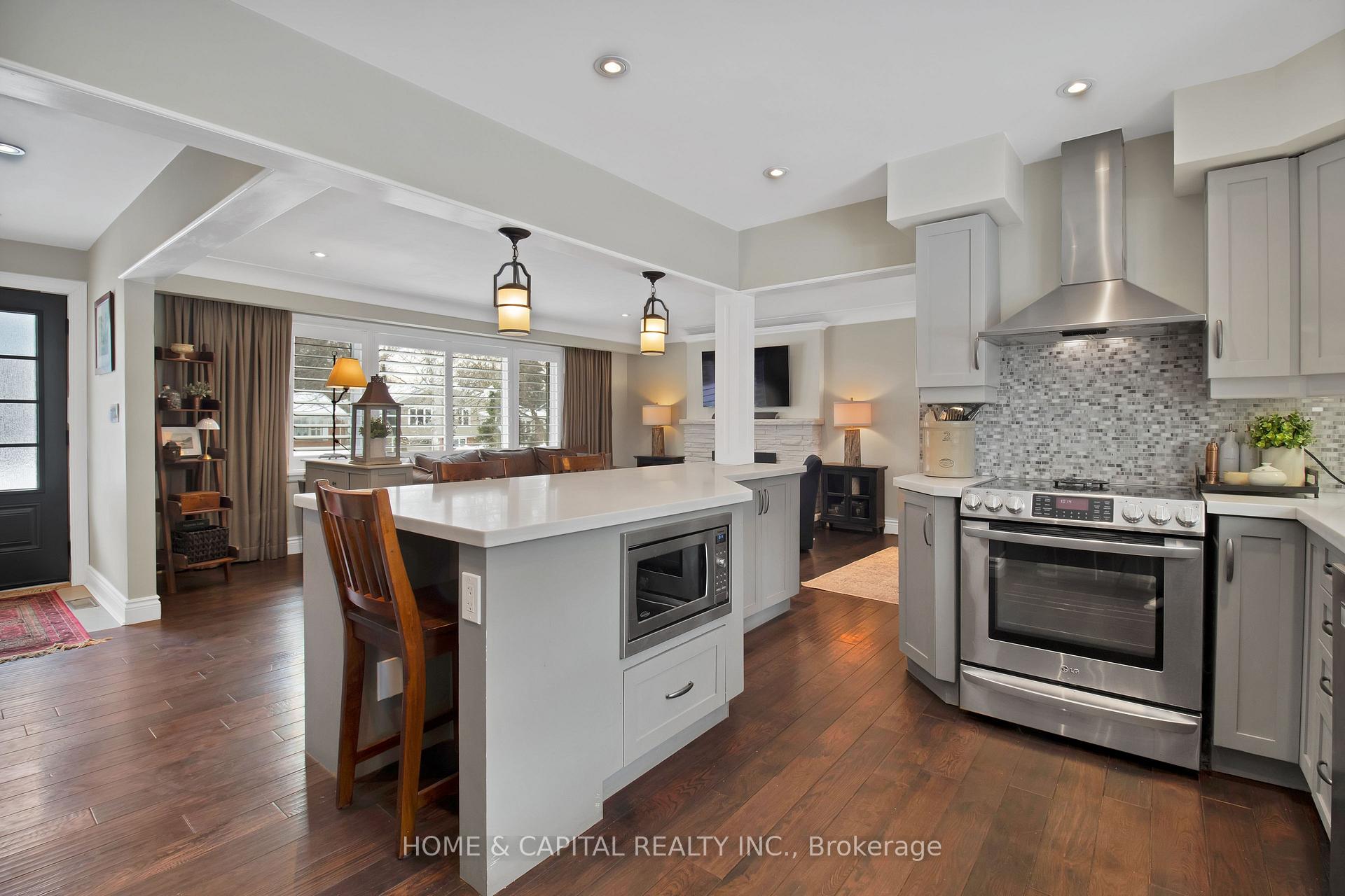 Photo 14 of 4069 Spruce Avenue, Burlington, Shoreacres — HOMEH