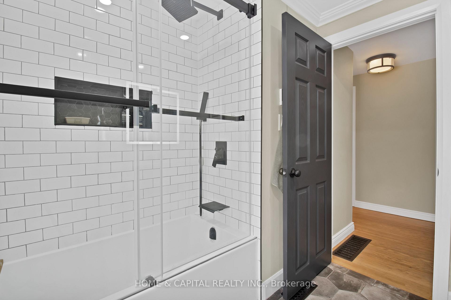 Photo 25 of 4069 Spruce Avenue, Burlington, Shoreacres — HOMEH