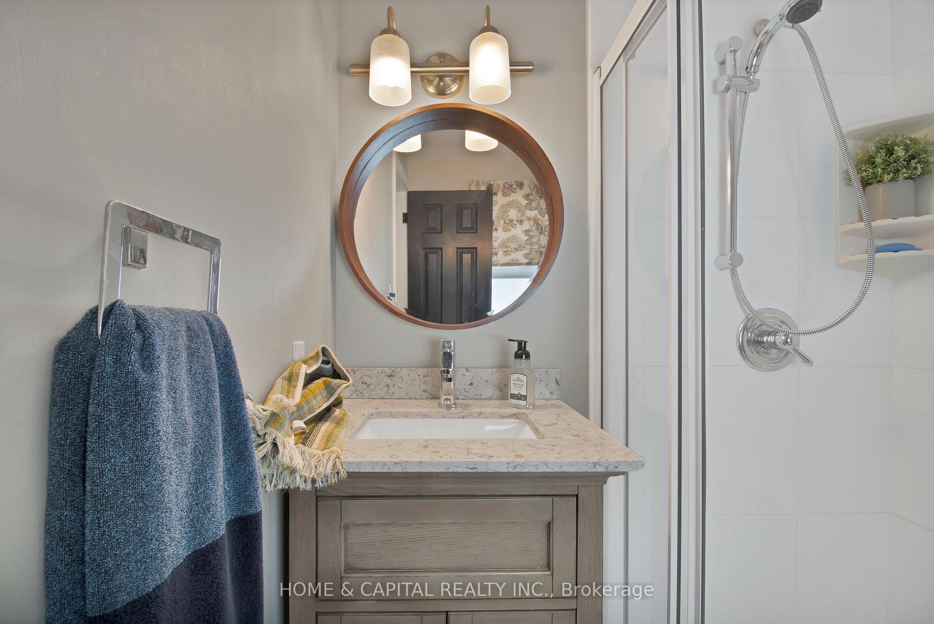 Photo 33 of 4069 Spruce Avenue, Burlington, Shoreacres — HOMEH